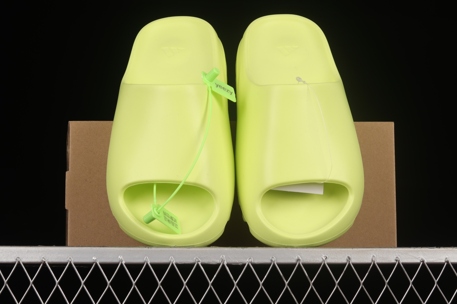 adidas Yeezy Slide Glow Green GX6138