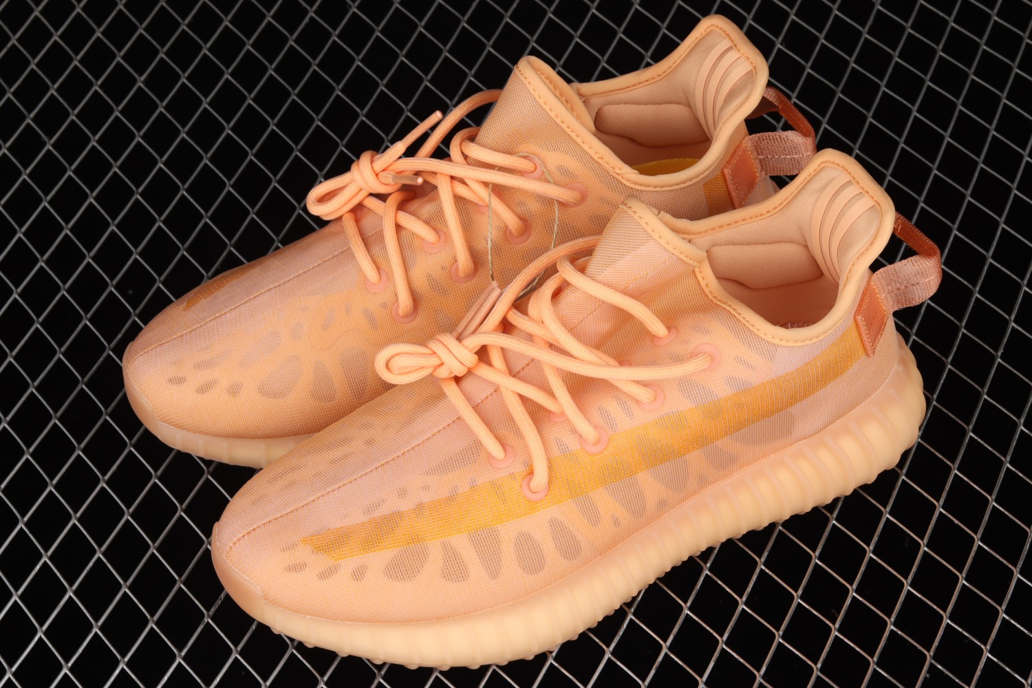 adidas Yeezy Boost 350 V2 Mono Clay GW2870