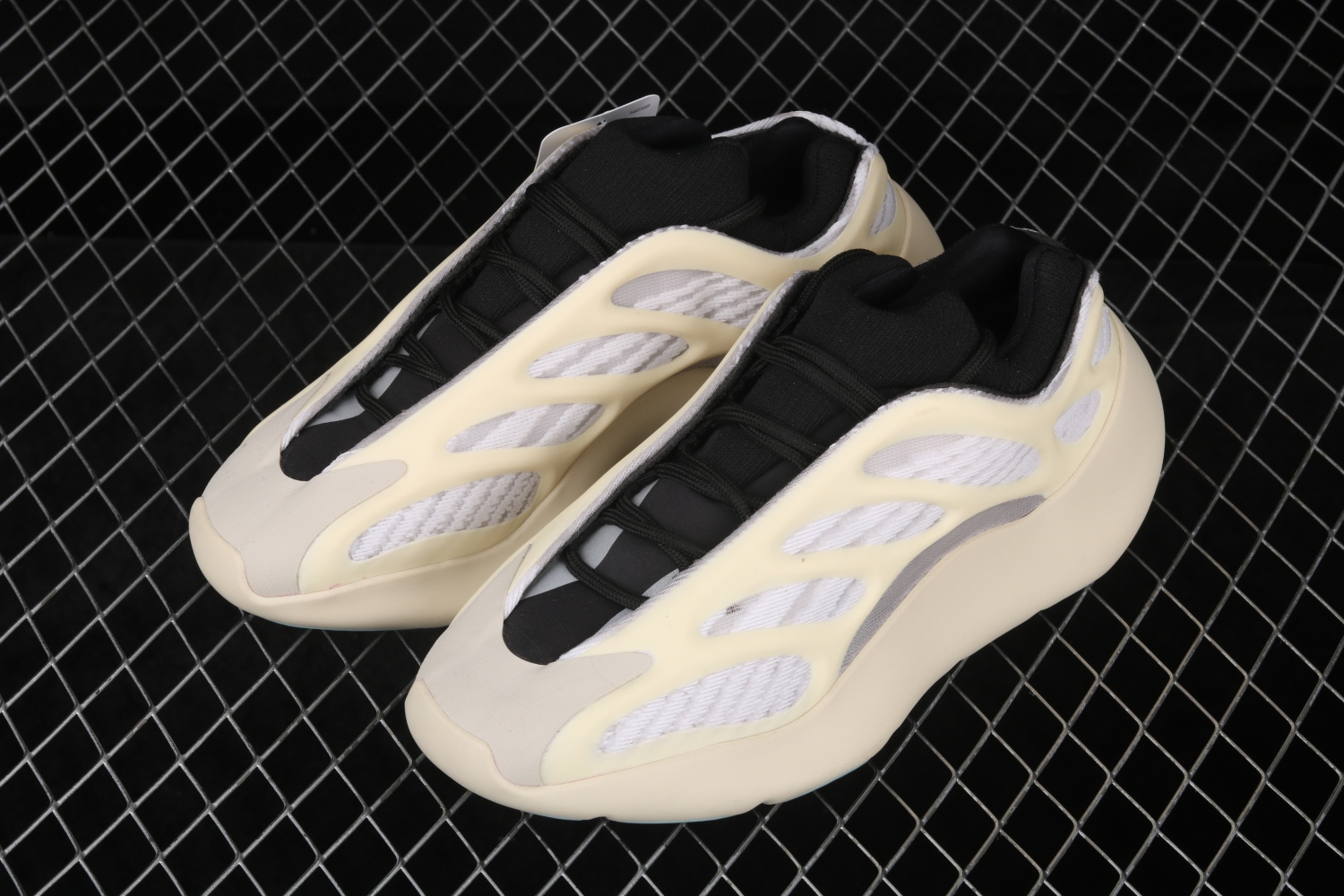 adidas Yeezy 700 V3 Azael FW4980