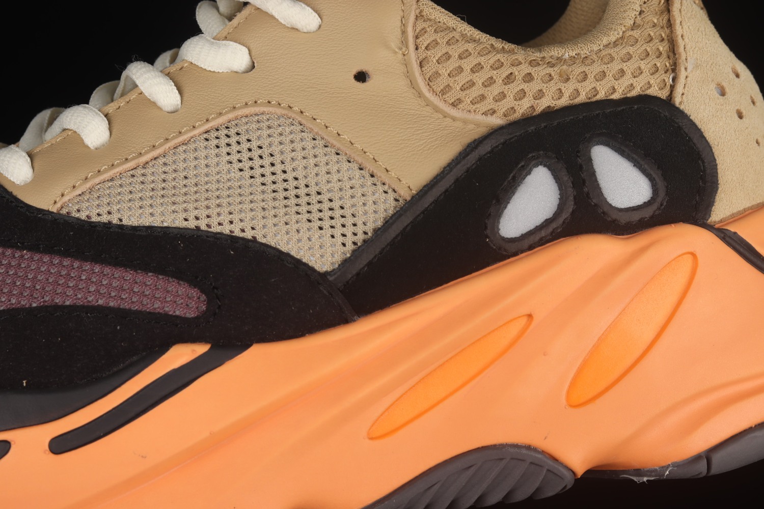adidas Yeezy Boost 700 Enflame Amber GW0297