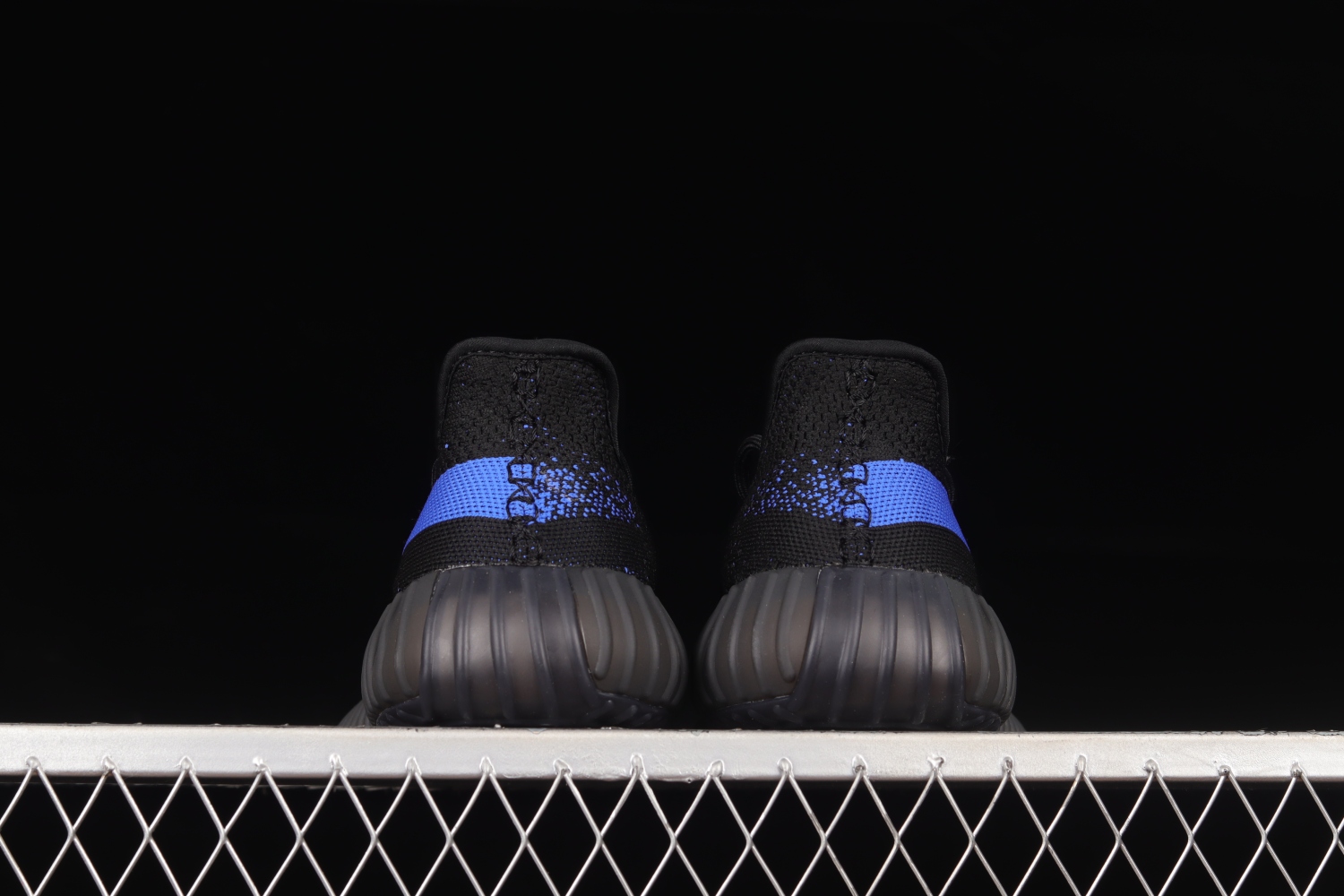 adidas Yeezy Boost 350 V2 Dazzling Blue GY7164