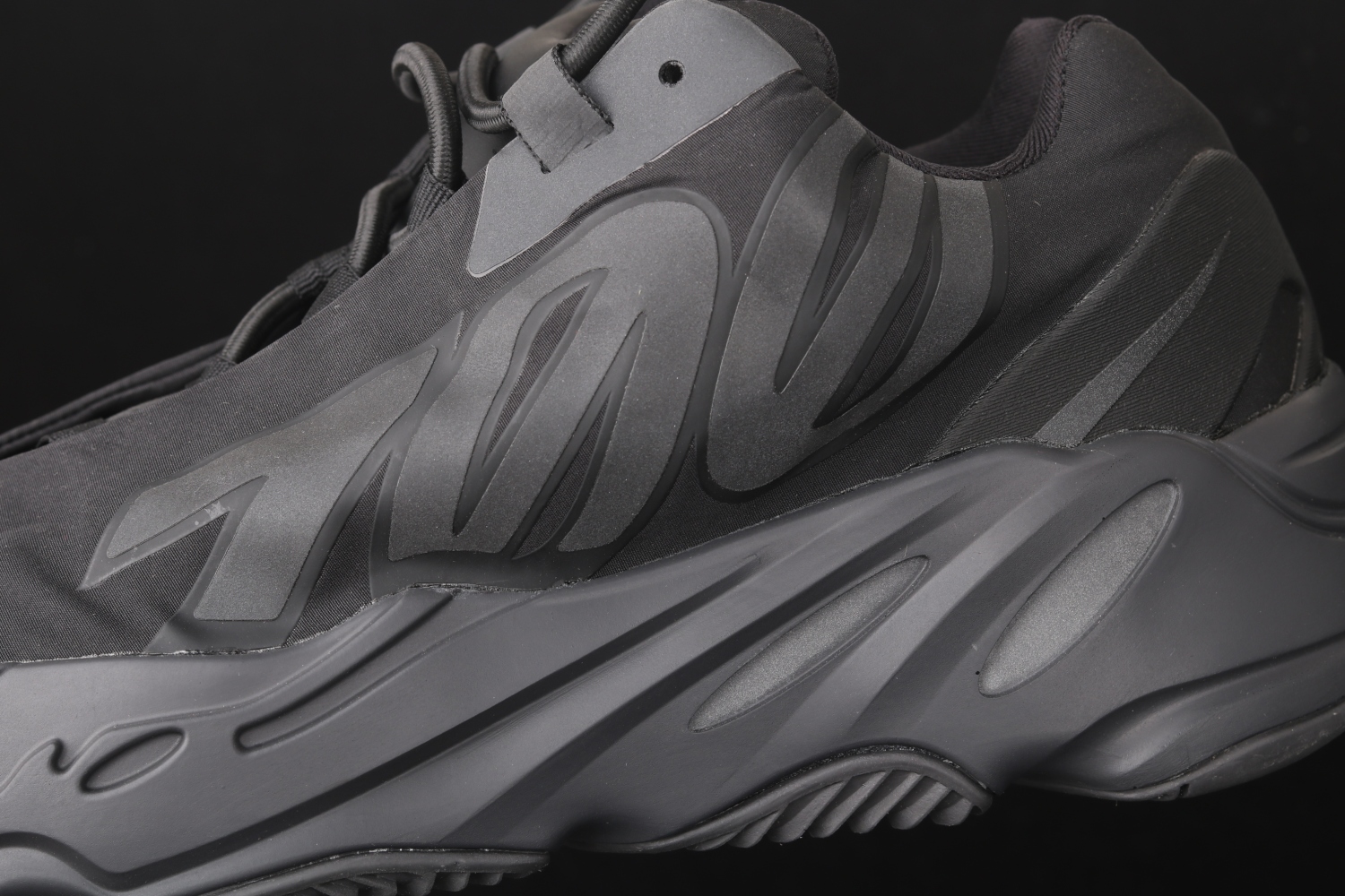 adidas Yeezy Boost 700 MNVN Triple Black FV4440