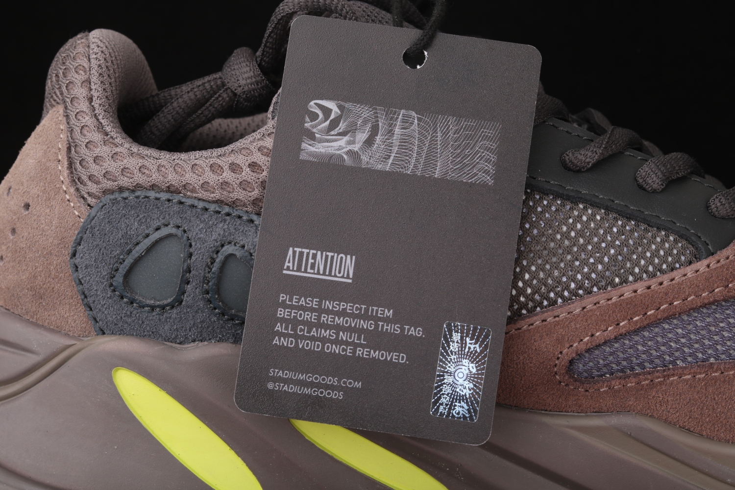 adidas Yeezy Boost 700 Mauve EE9614
