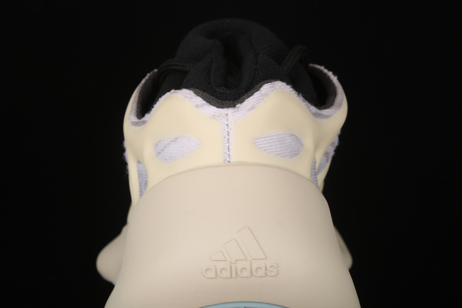 adidas Yeezy 700 V3 Azael FW4980