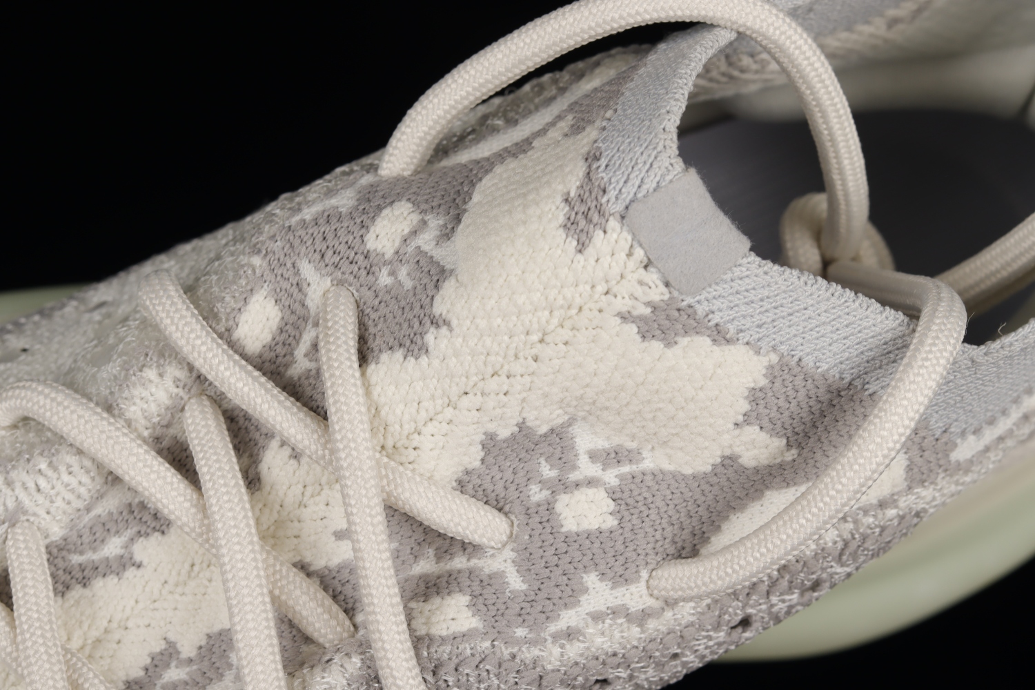 adidas Yeezy Boost 380 Alien FV3260