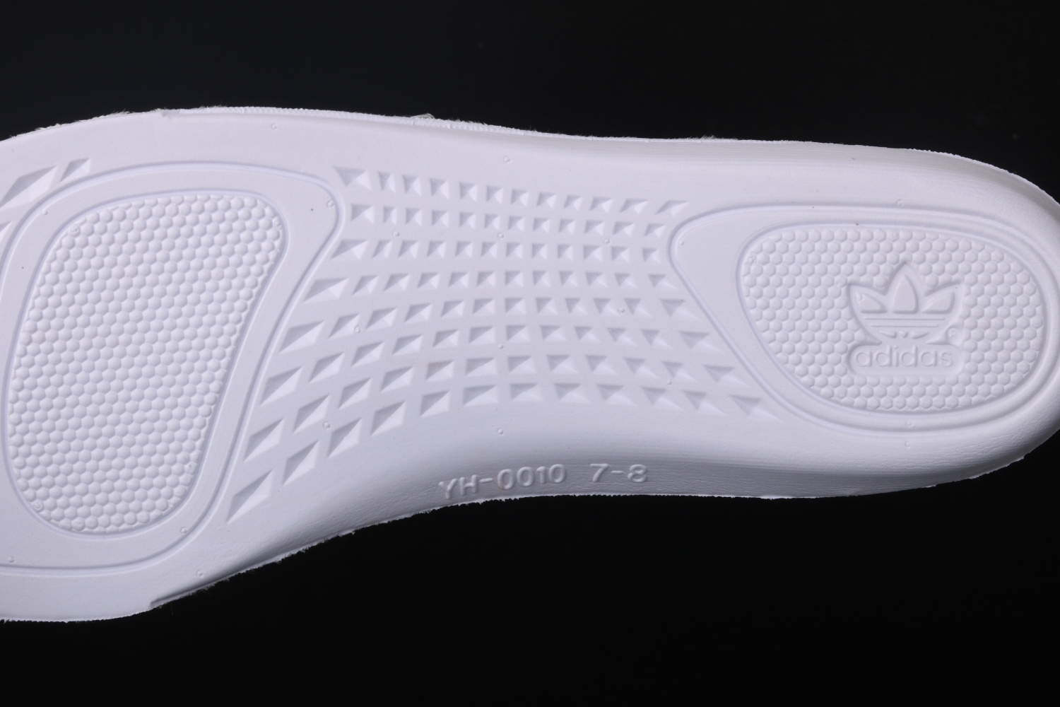 adidas Yeezy Boost 350 V2 Hyperspace EG7491