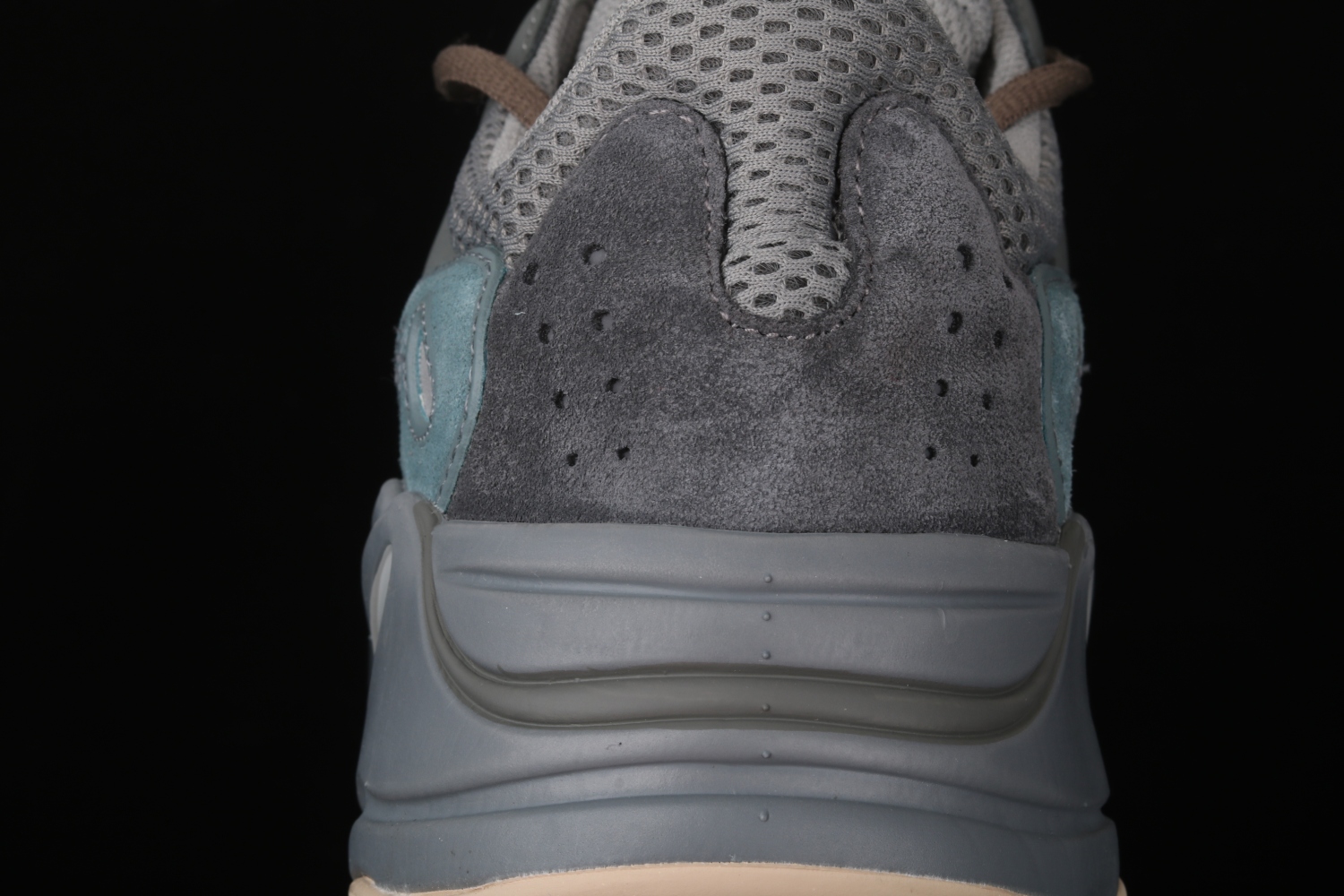 adidas Yeezy Boost 700 Teal Blue  FW2499