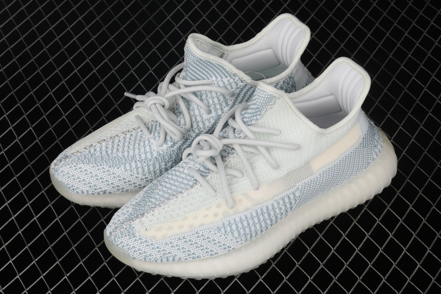 adidas Yeezy Boost 350 V2 Cloud White (Non-Reflective)  FW3043