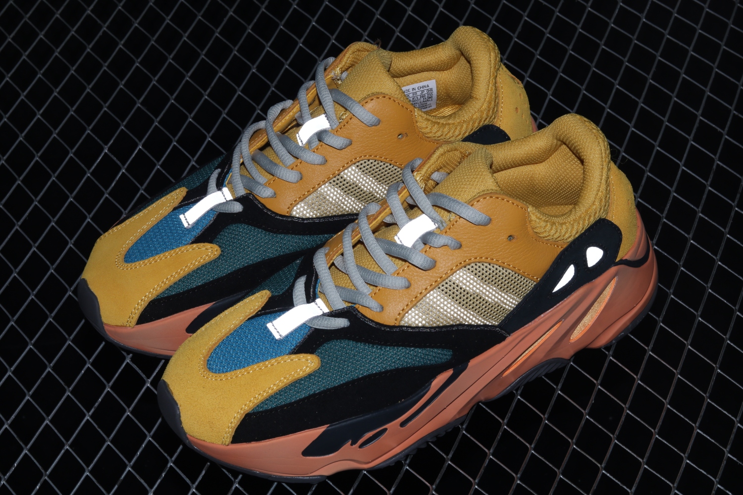 adidas Yeezy Boost 700 Sun GZ6984