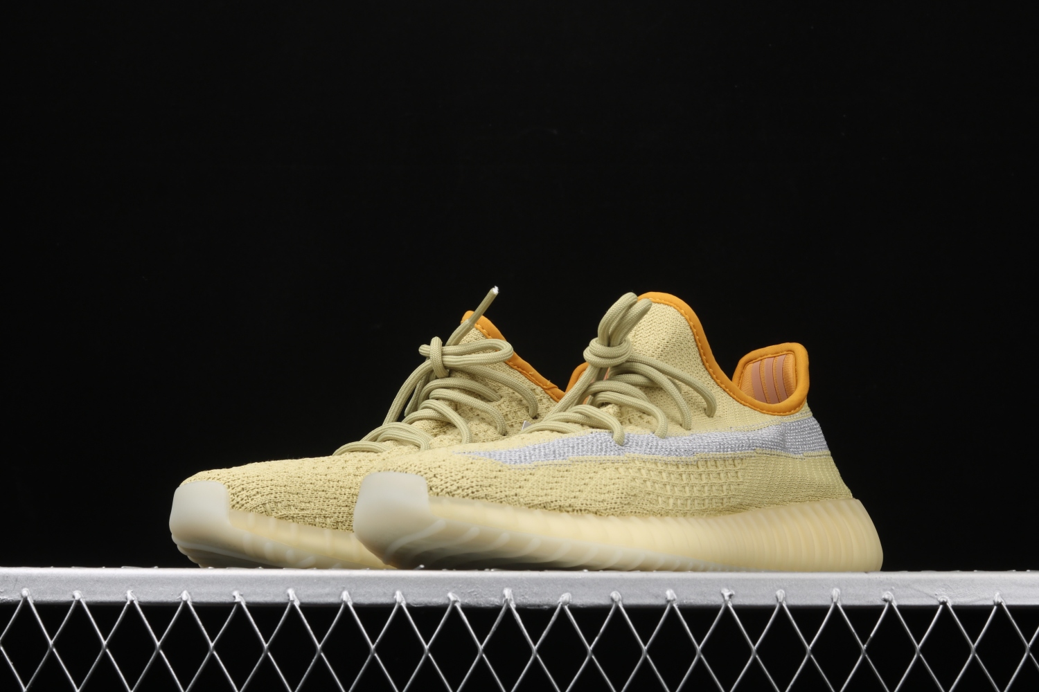 adidas Yeezy Boost 350 V2 Marsh FX9034
