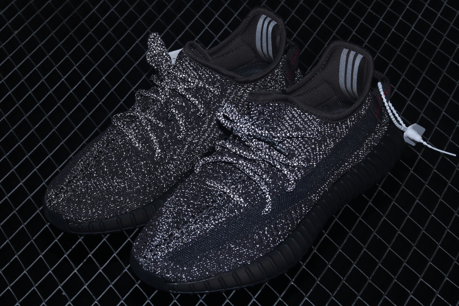 adidas Yeezy Boost 350 V2 Static Black (Reflective) FU9007