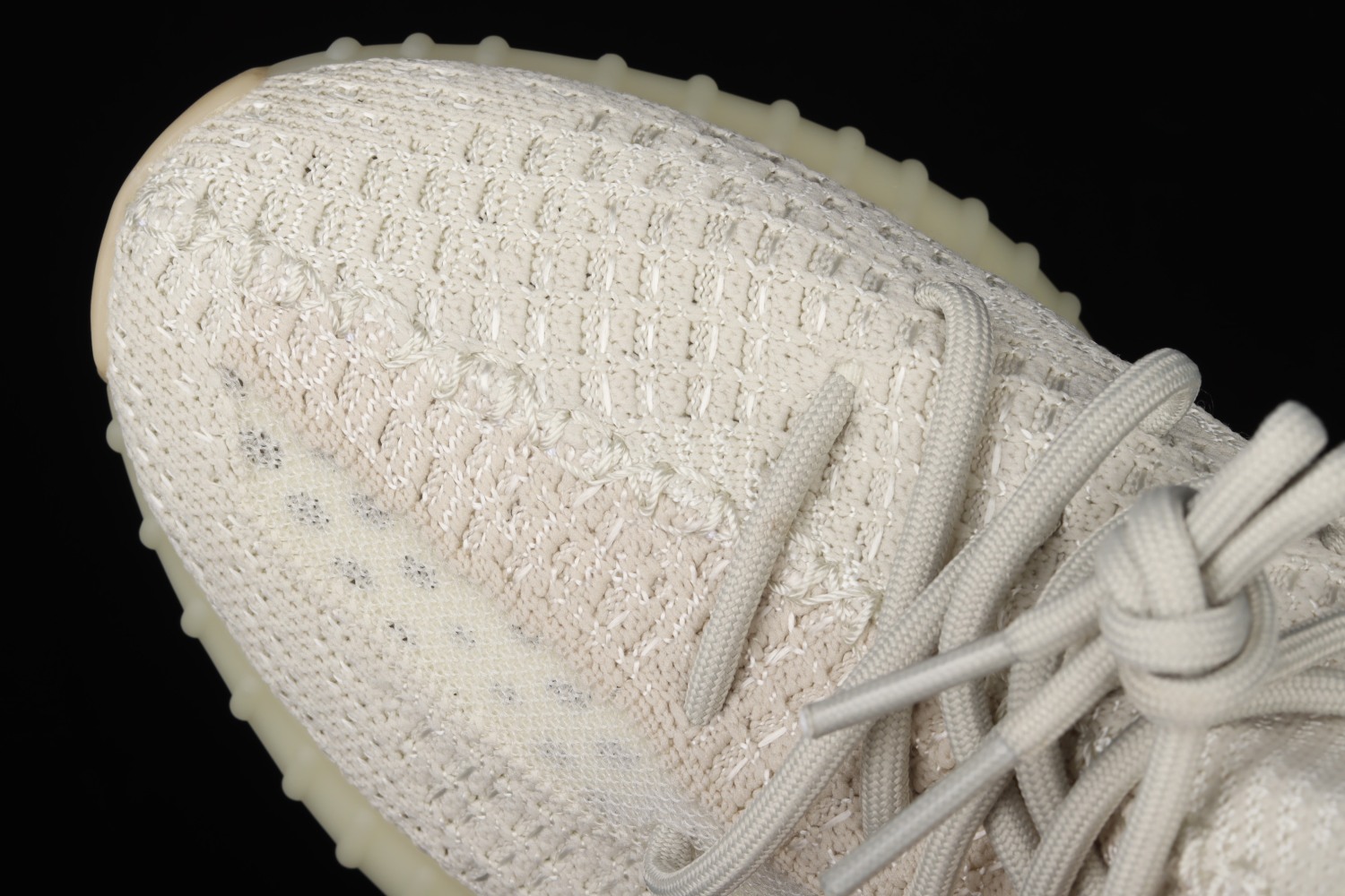 adidas Yeezy Boost 350 V2 Light GY3438