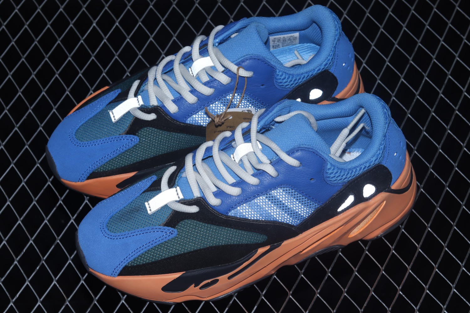 adidas Yeezy Boost 700 Bright Blue GZ0541