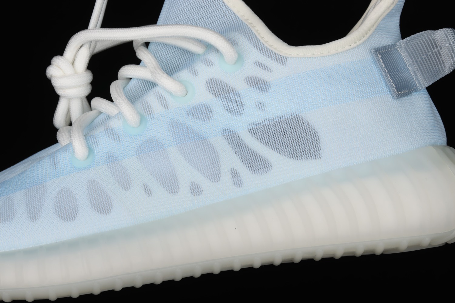 adidas Yeezy Boost 350 V2 Mono Ice GW2869