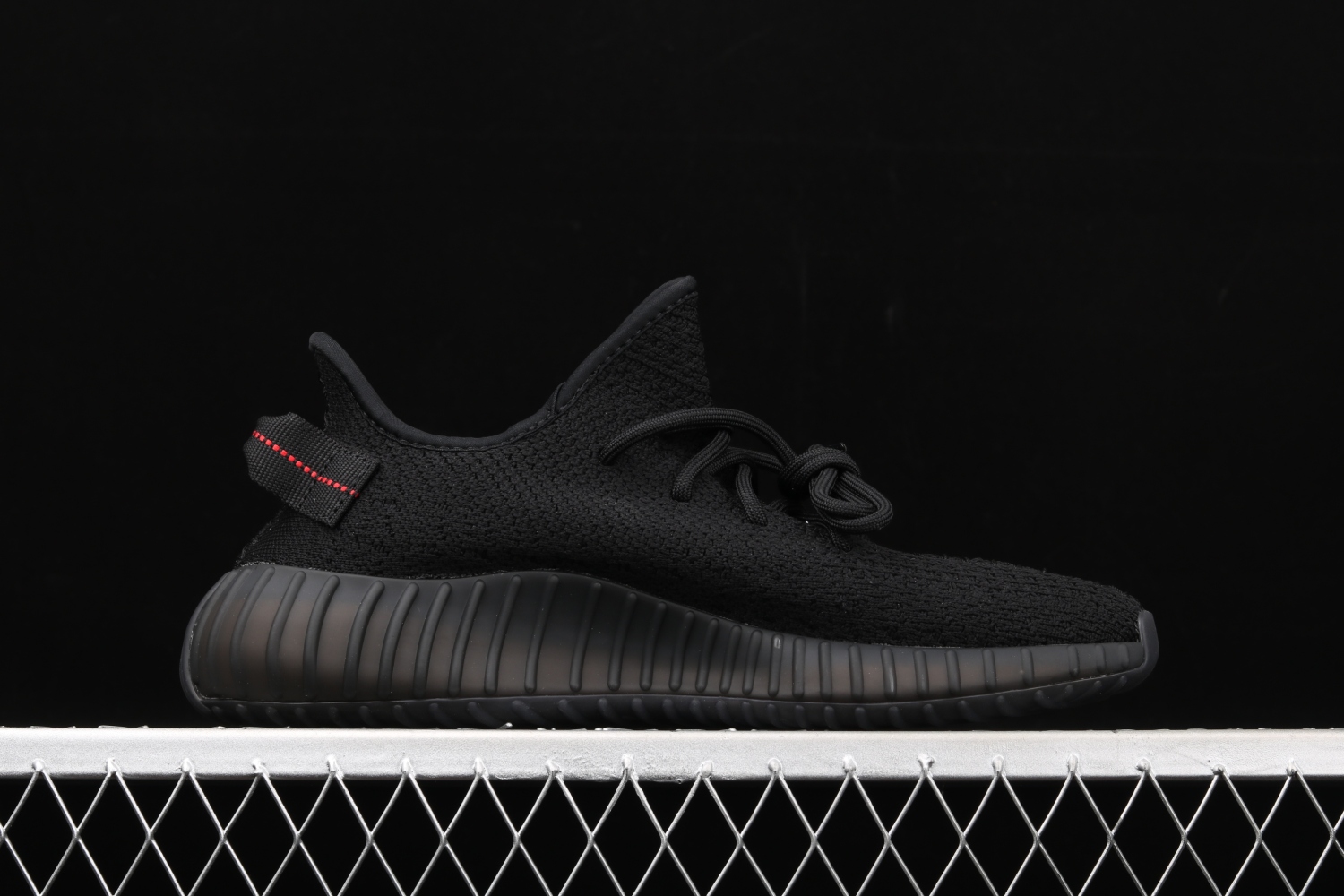adidas Yeezy Boost 350 V2 Black Red (2017/2020) CP9652