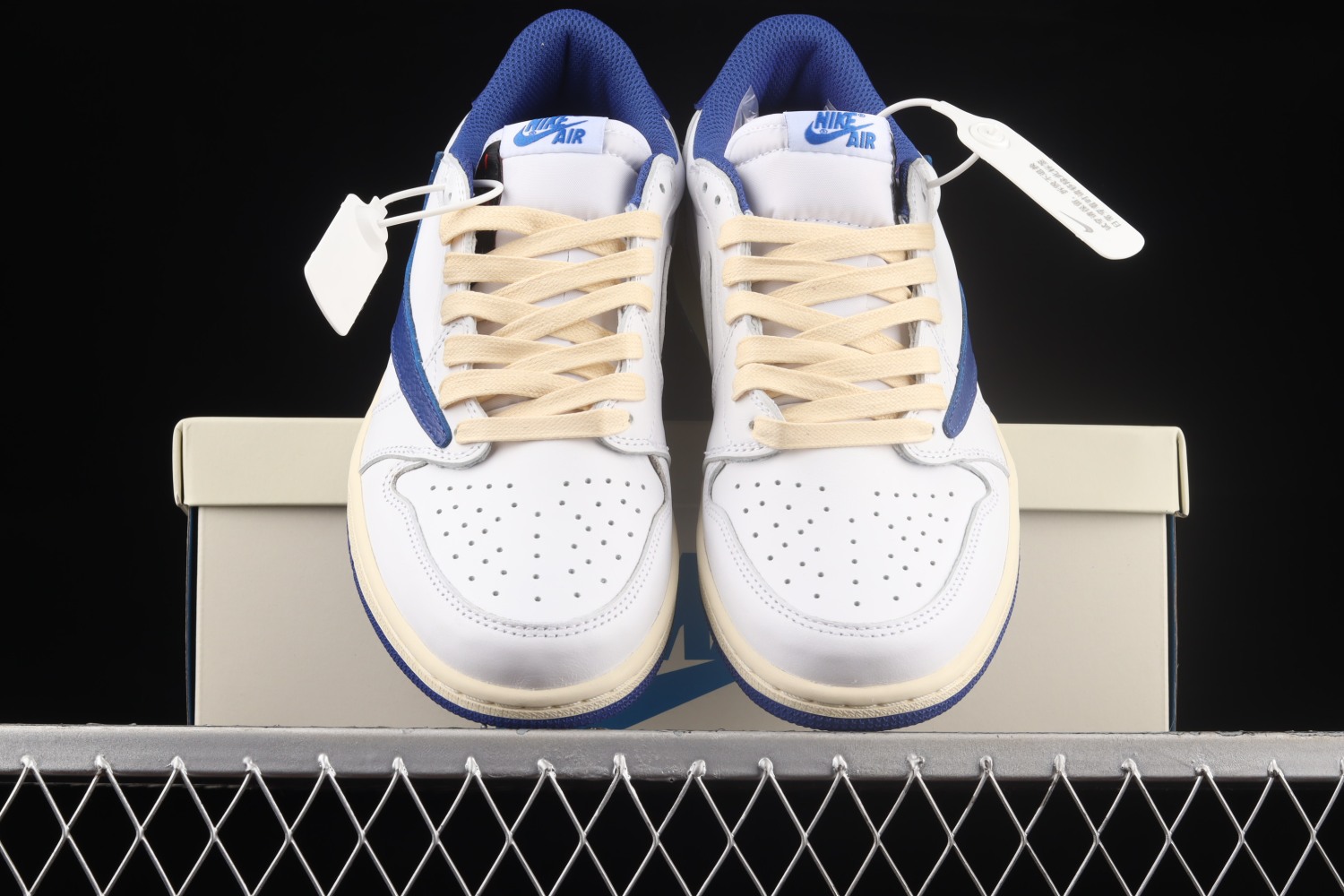 Fragment Design x Travis Scott x Air Jordan 1 Retro Low White Royal Blue DM9868-218