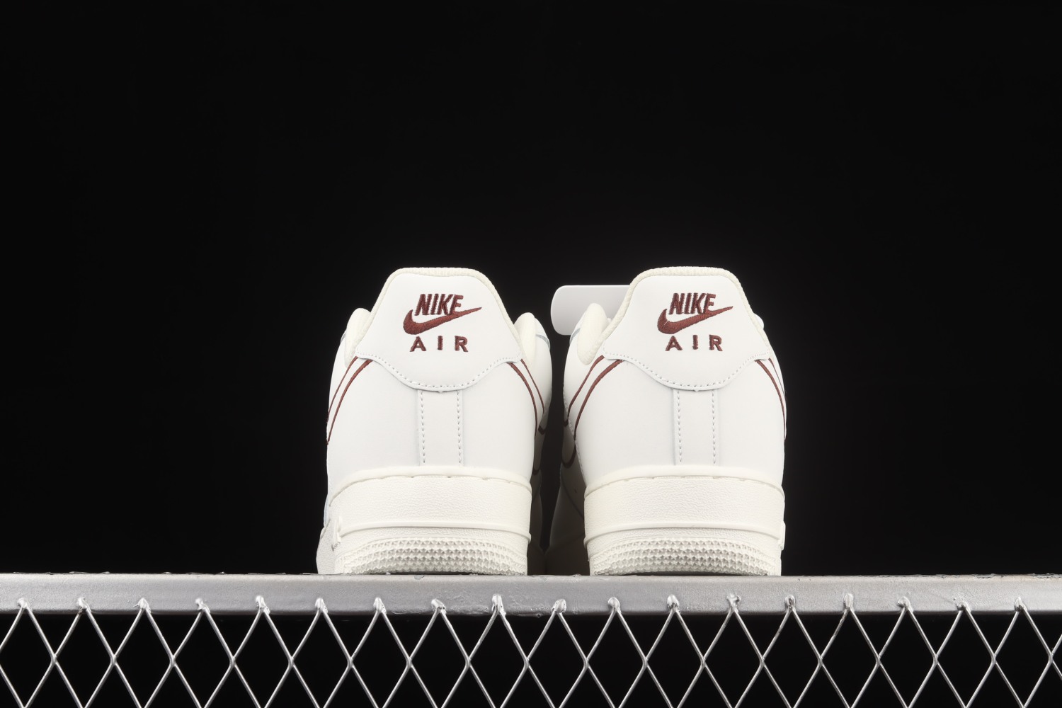 Nike Aie Force 1​