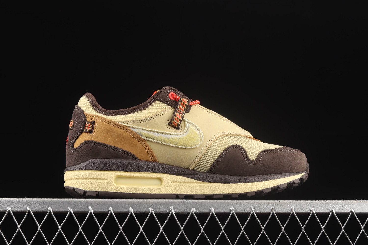 Nike Air Max 1 Travis Scott Cactus Jack Baroque Brown DO9392-200
