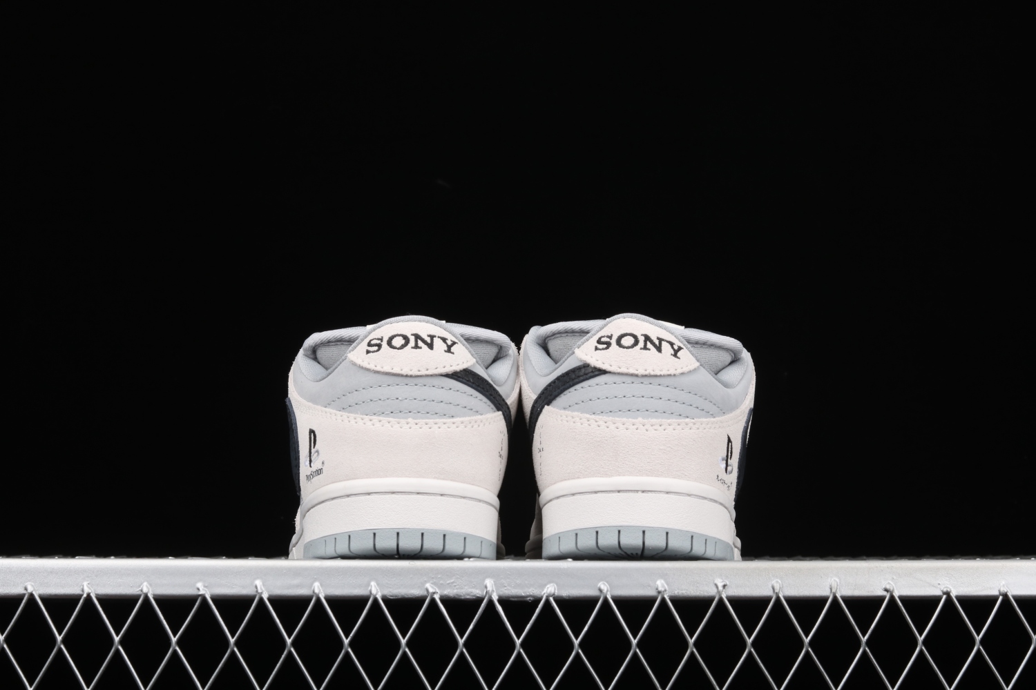 Travis Scott X PlayStation X Nike Dunk Low White Grey Black Training Shoes CU1726-900