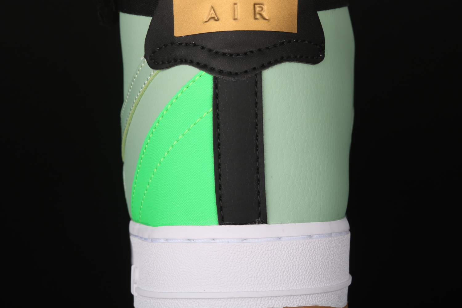 NBA x Nike Force 1 High Green Gum White Metallic Gold CT2306-300