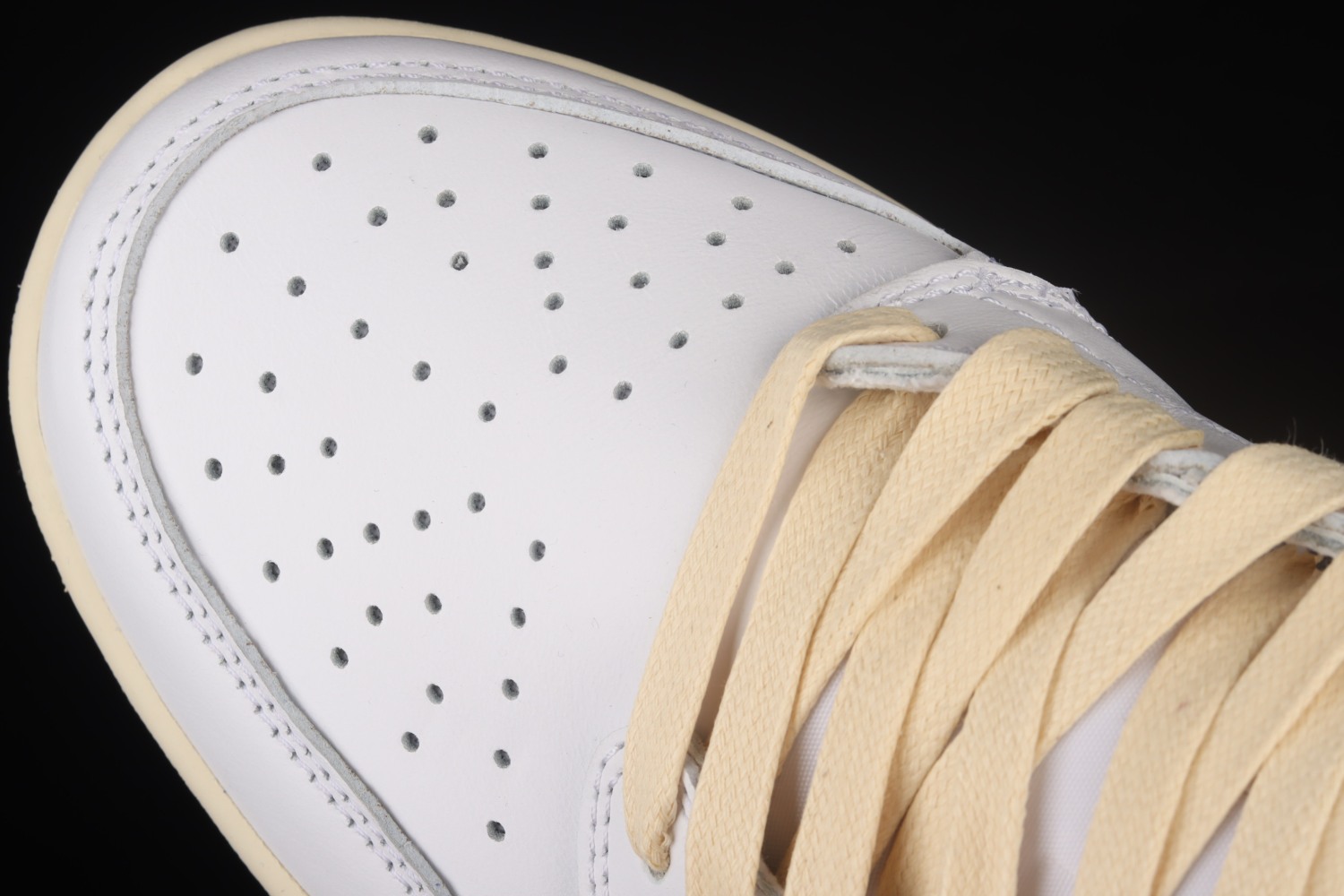 Fragment Design x Travis Scott x Air Jordan 1 Retro Low White Royal Blue DM9868-218