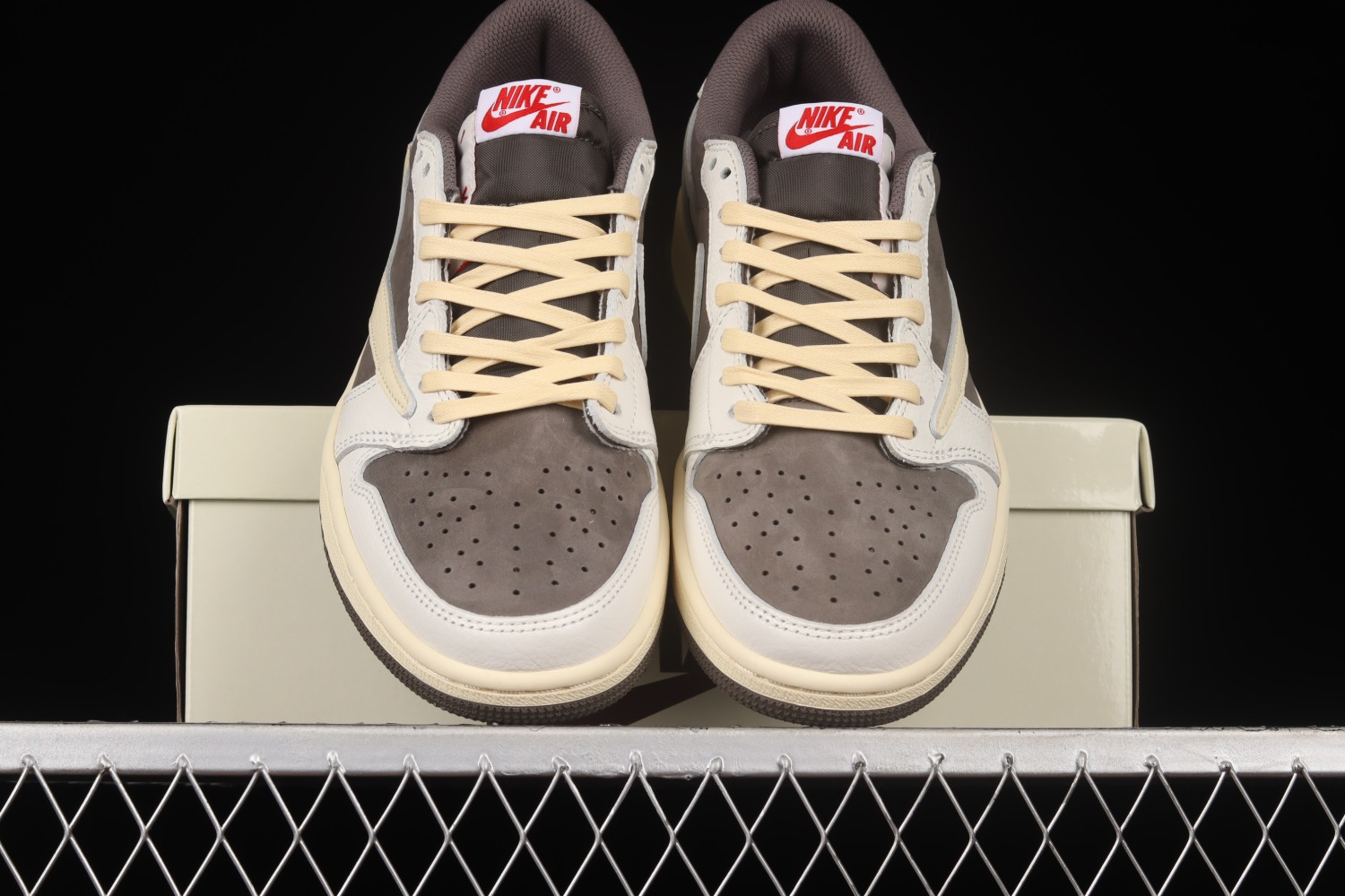 Jordan 1 Retro Low OG SP Travis Scott Reverse Mocha DM7866-162