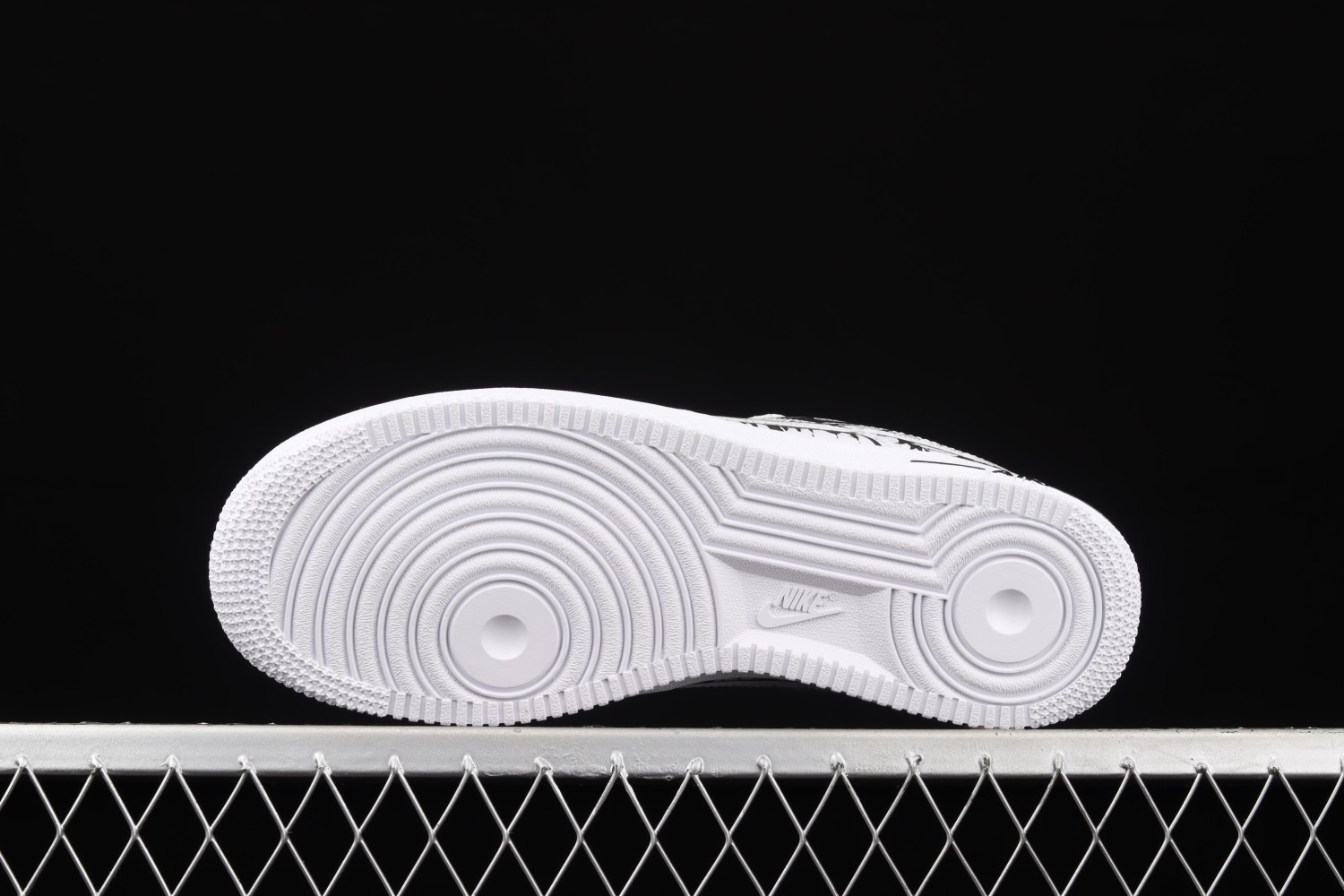 Nike Air Force 1 07 Low White Black Shoes CW2288-301