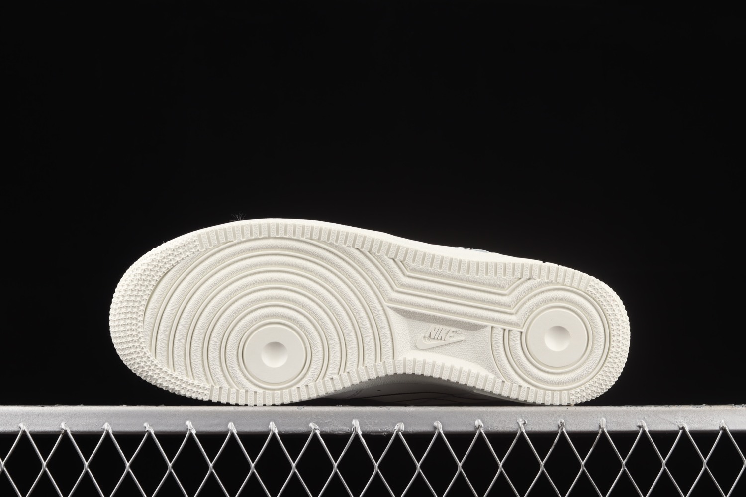 Nike Aie Force 1​