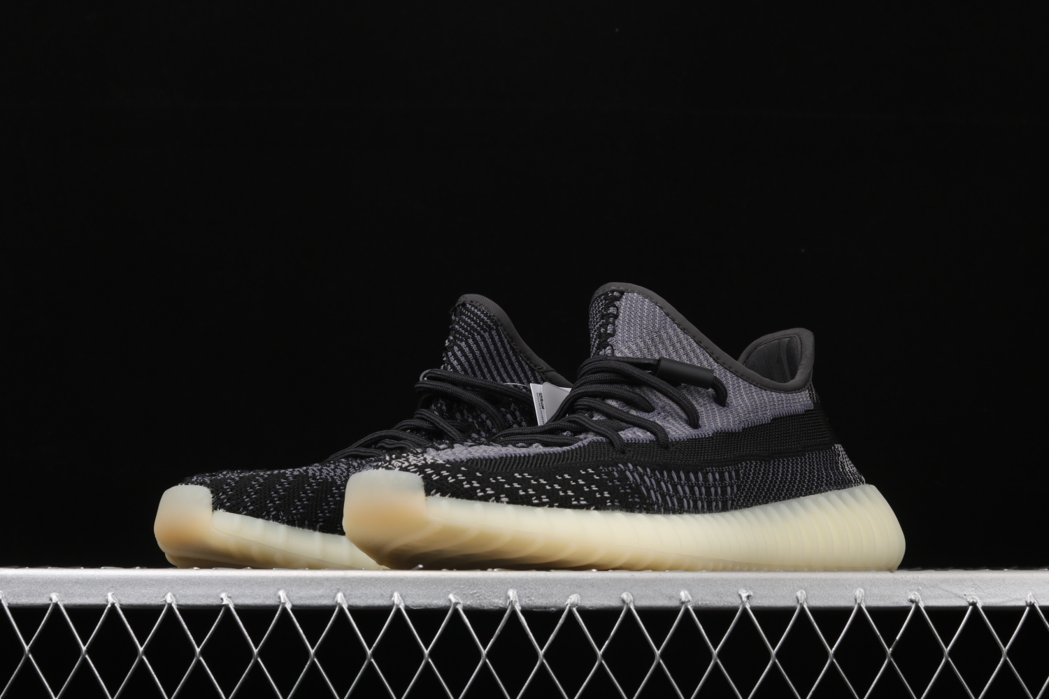 adidas Yeezy Boost 350 V2 Carbon FZ5000