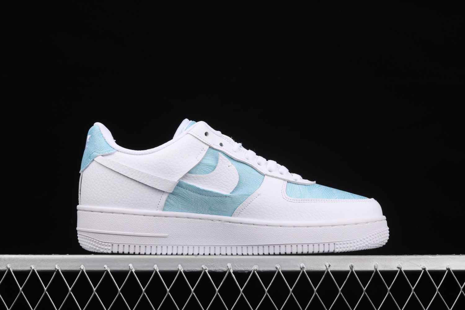 Air Force 1 LXX Glacier Blue (W)  DJ9880-400