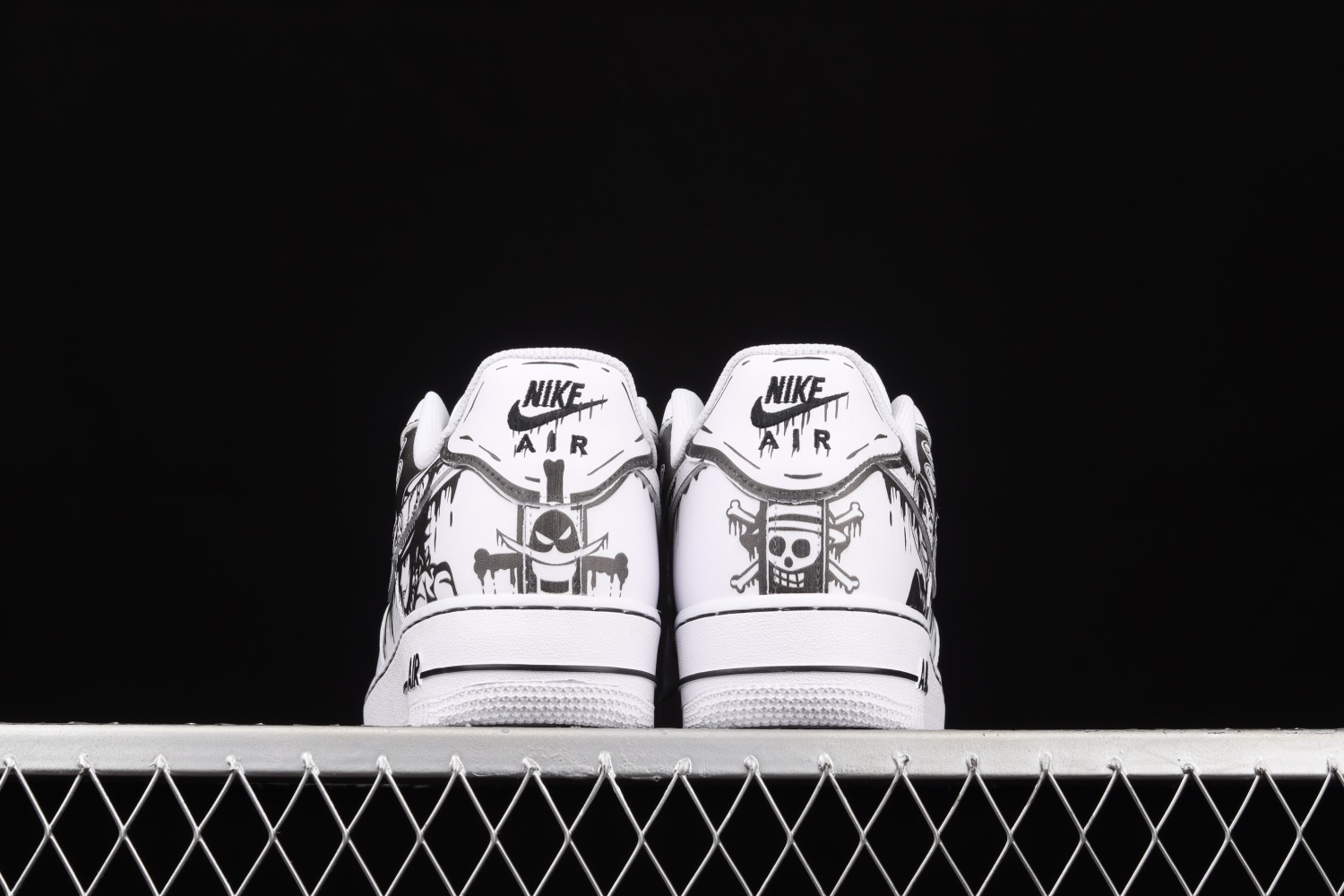 Nike Air Force 1 07 Low White Black Shoes CW2288-301