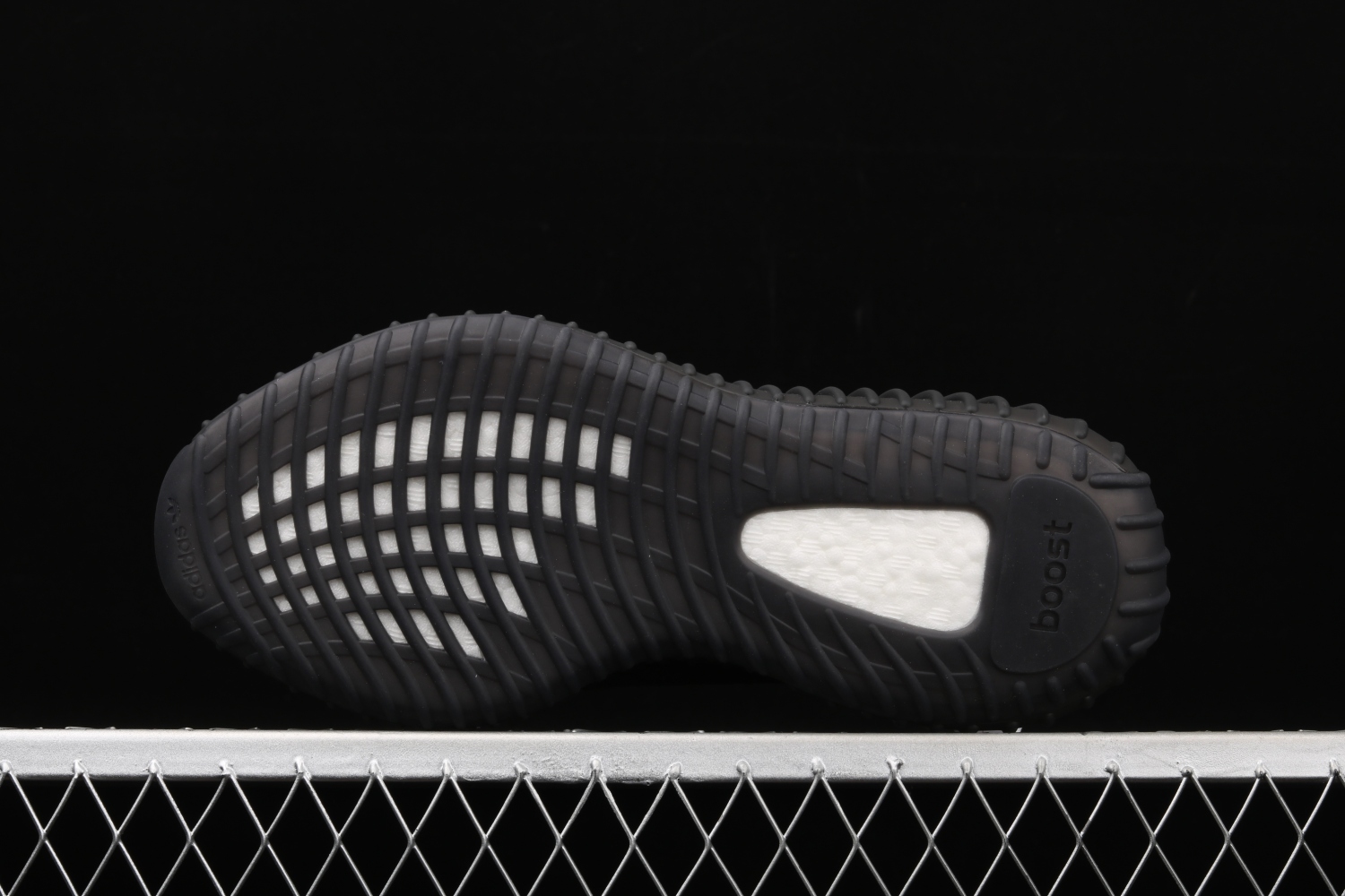 adidas Yeezy Boost 350 V2 Black Red (2017/2020) CP9652
