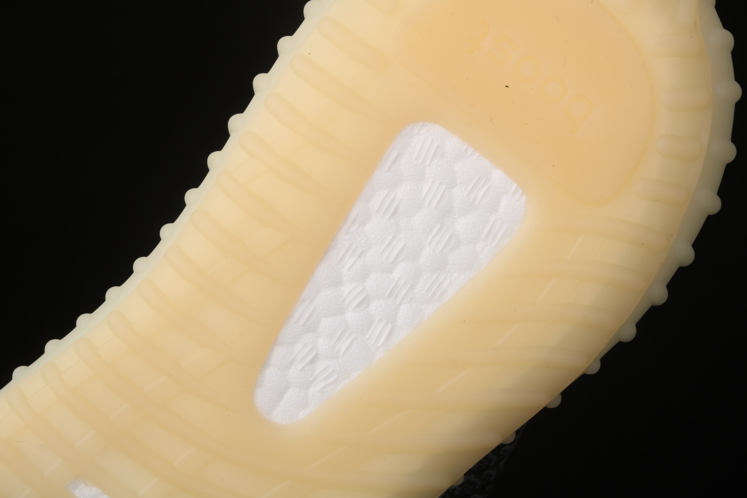adidas Yeezy Boost 350 V2 Carbon FZ5000