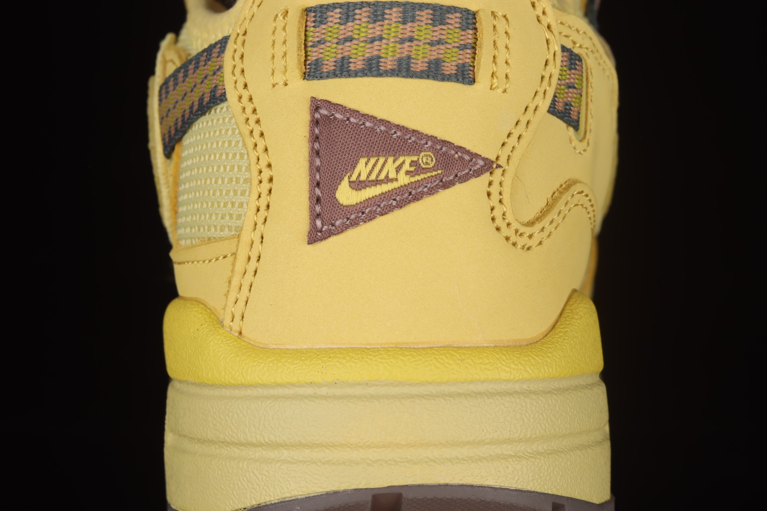 Travis scott x Nike air max 1  wheatlemon ⁠⁠ DO9392-700