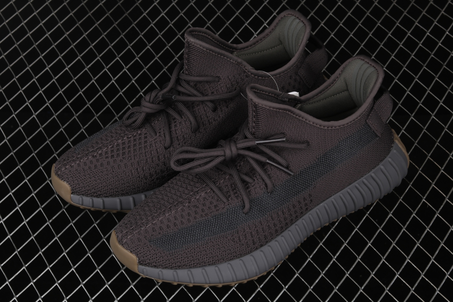adidas Yeezy Boost 350 V2 Cinder FY2903