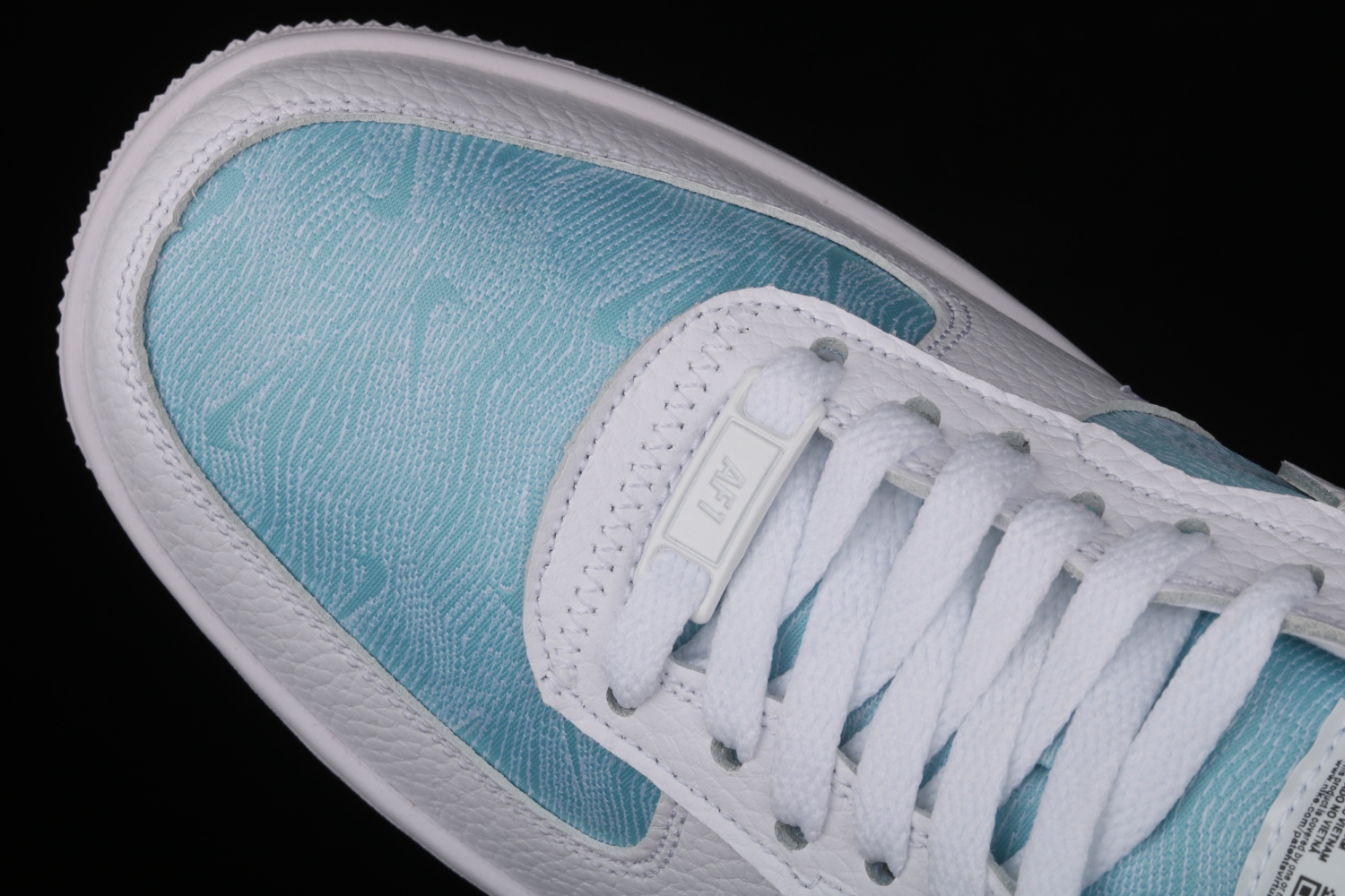 Air Force 1 LXX Glacier Blue (W)  DJ9880-400