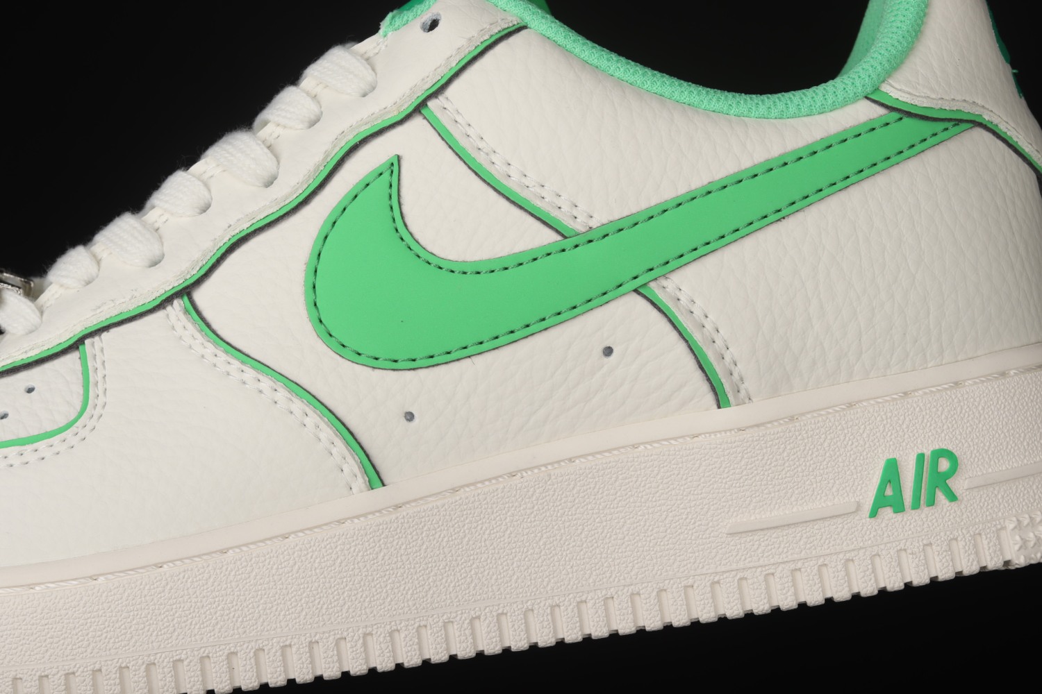 Nike Air Force 1 07 Low SU19 White Green Shoes UH8958-022