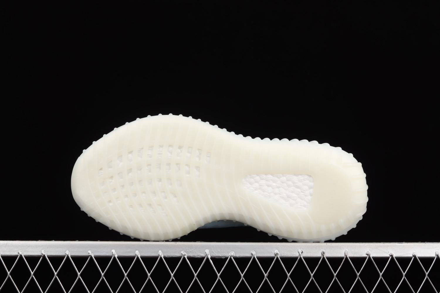 adidas Yeezy Boost 350 V2 Mono Ice GW2869