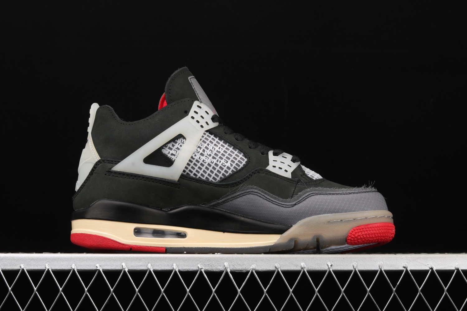 OFF White x Air Jordan 4 Bred CV9388-001