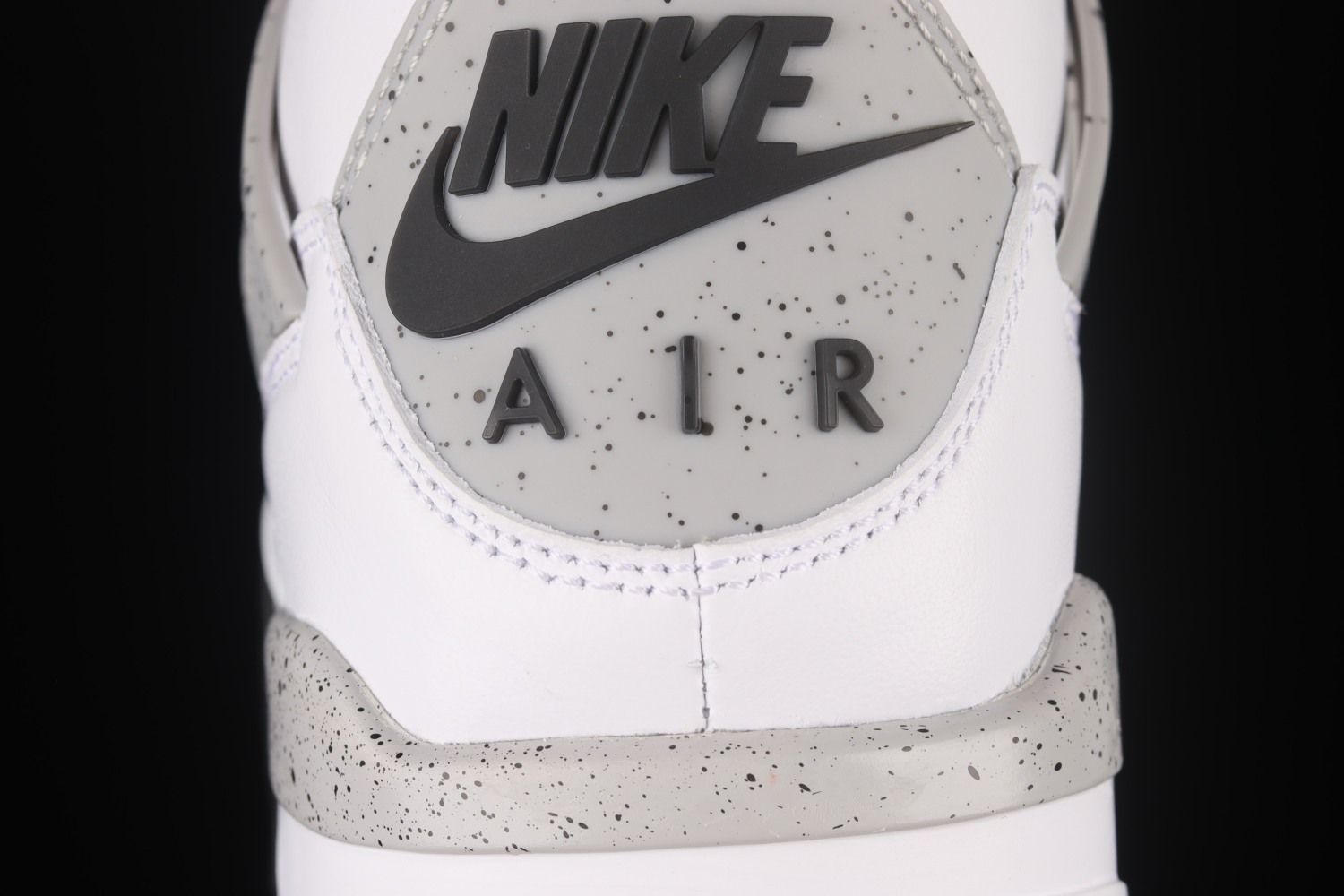 Jordan 4 Retro White Cement (2016) 840606-192