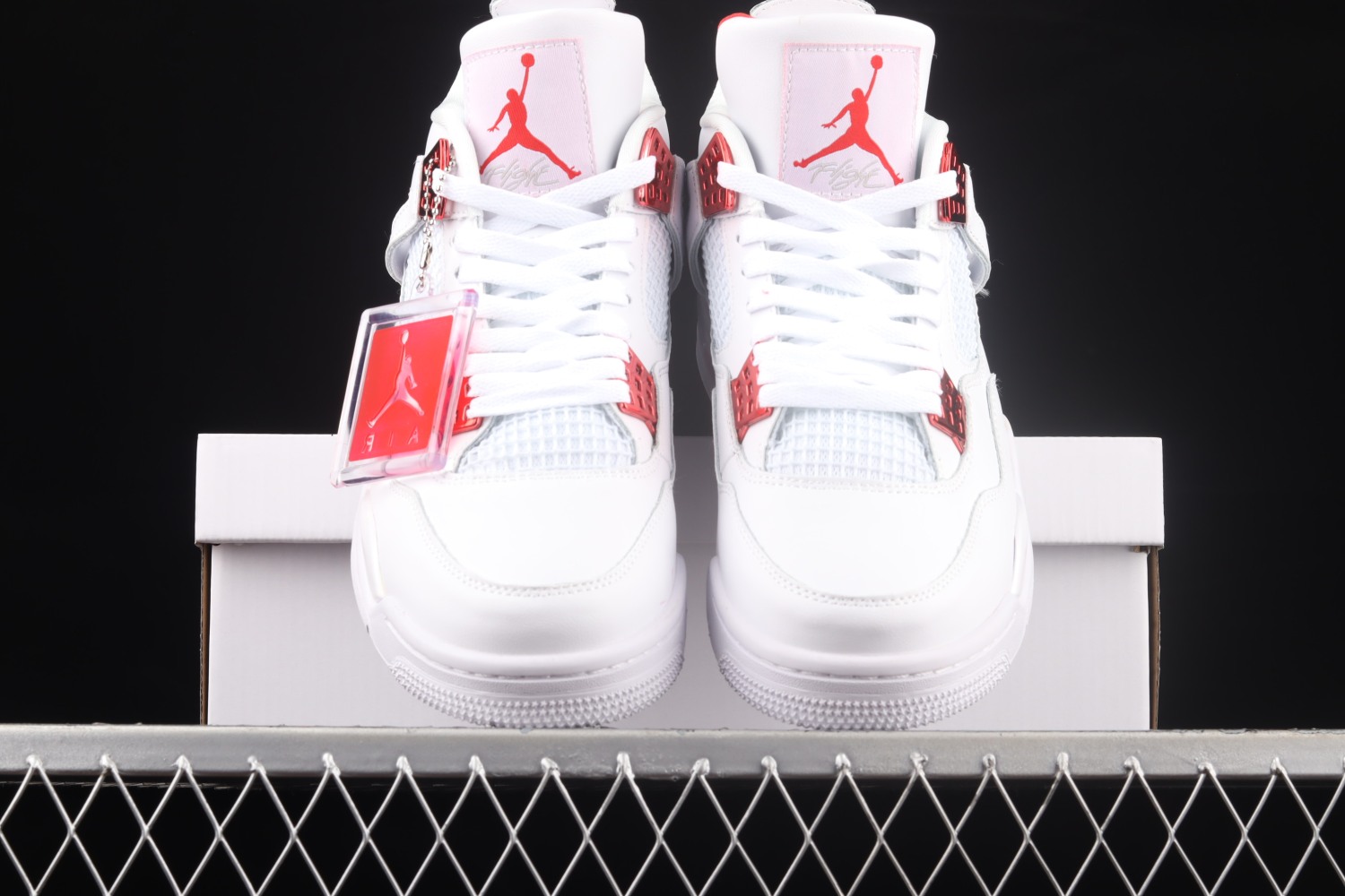 Jordan 4 Retro Metallic Red CT8527-112