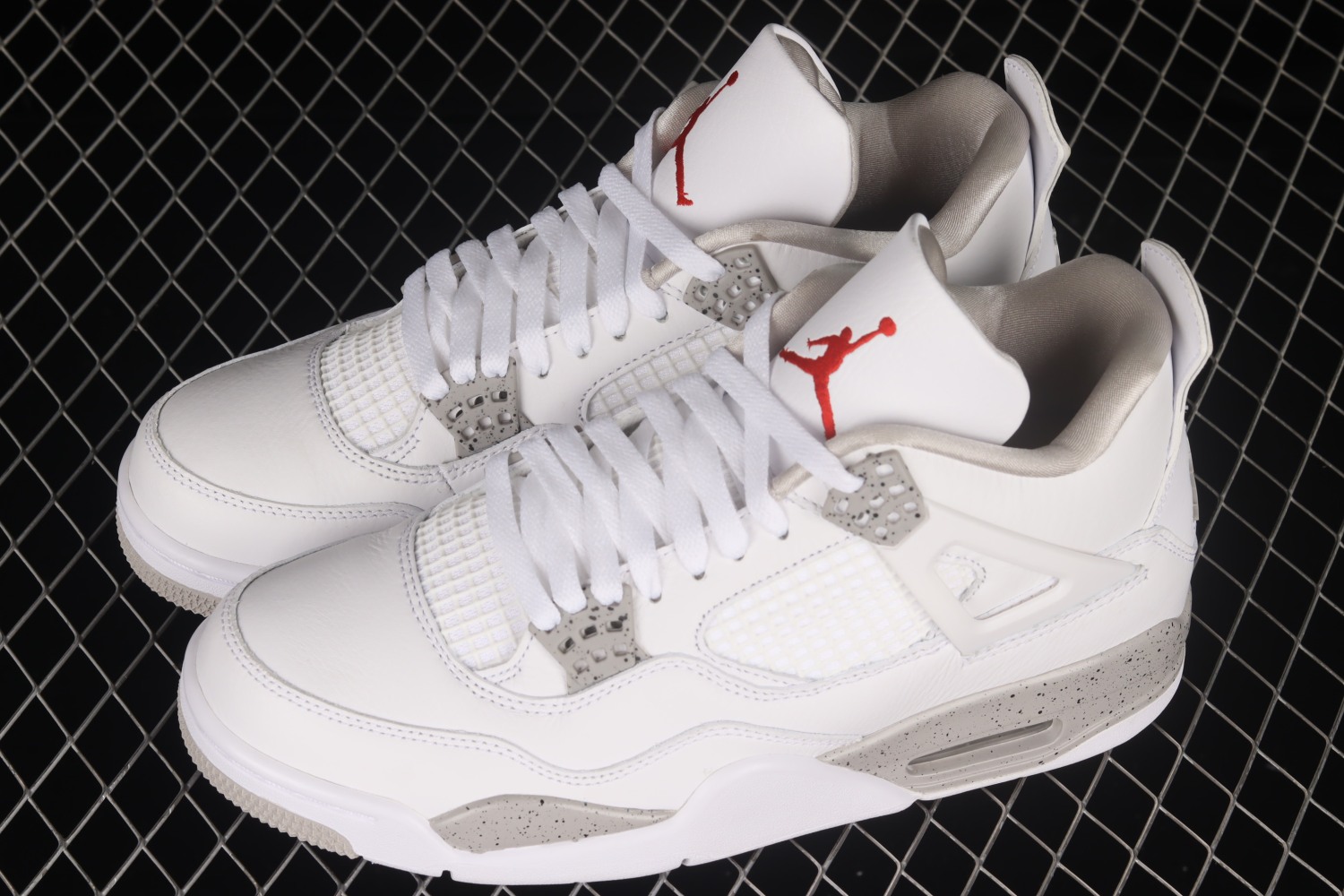 Jordan 4 Retro White Oreo (2021) CT8527-100​ (TS Batch)