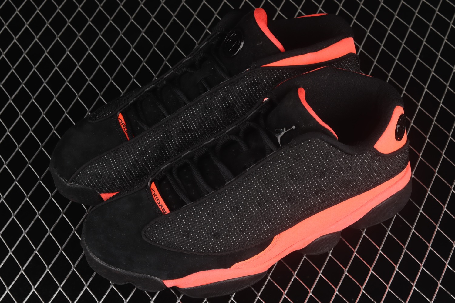 Jordan 13 Retro Low CLOT Black Red AT3102-006