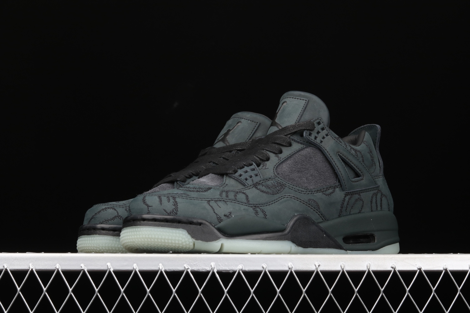 Jordan 4 Retro Kaws Black 930155-001