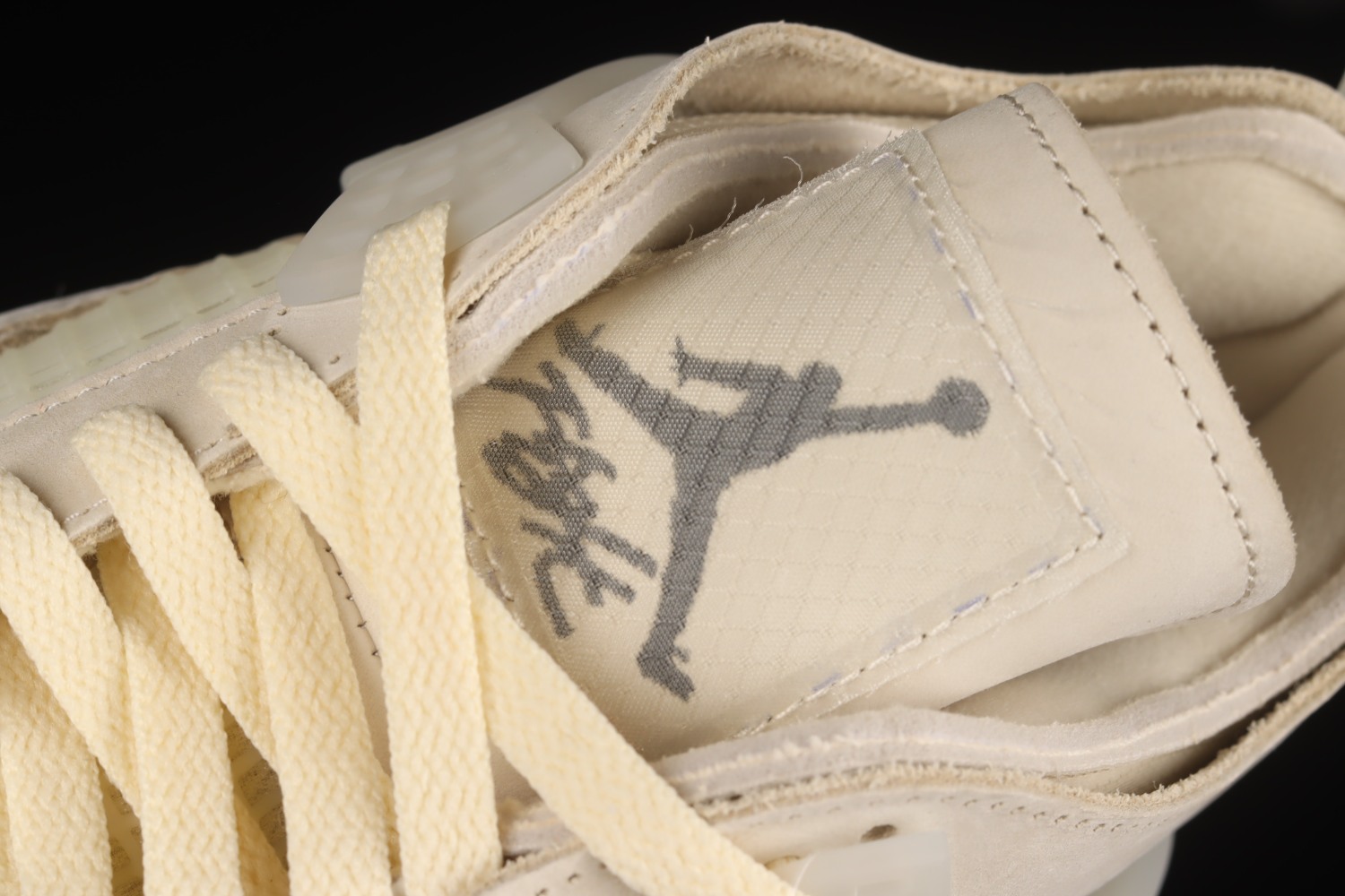 Jordan 4 Retro Off-White Sail CV9388-100