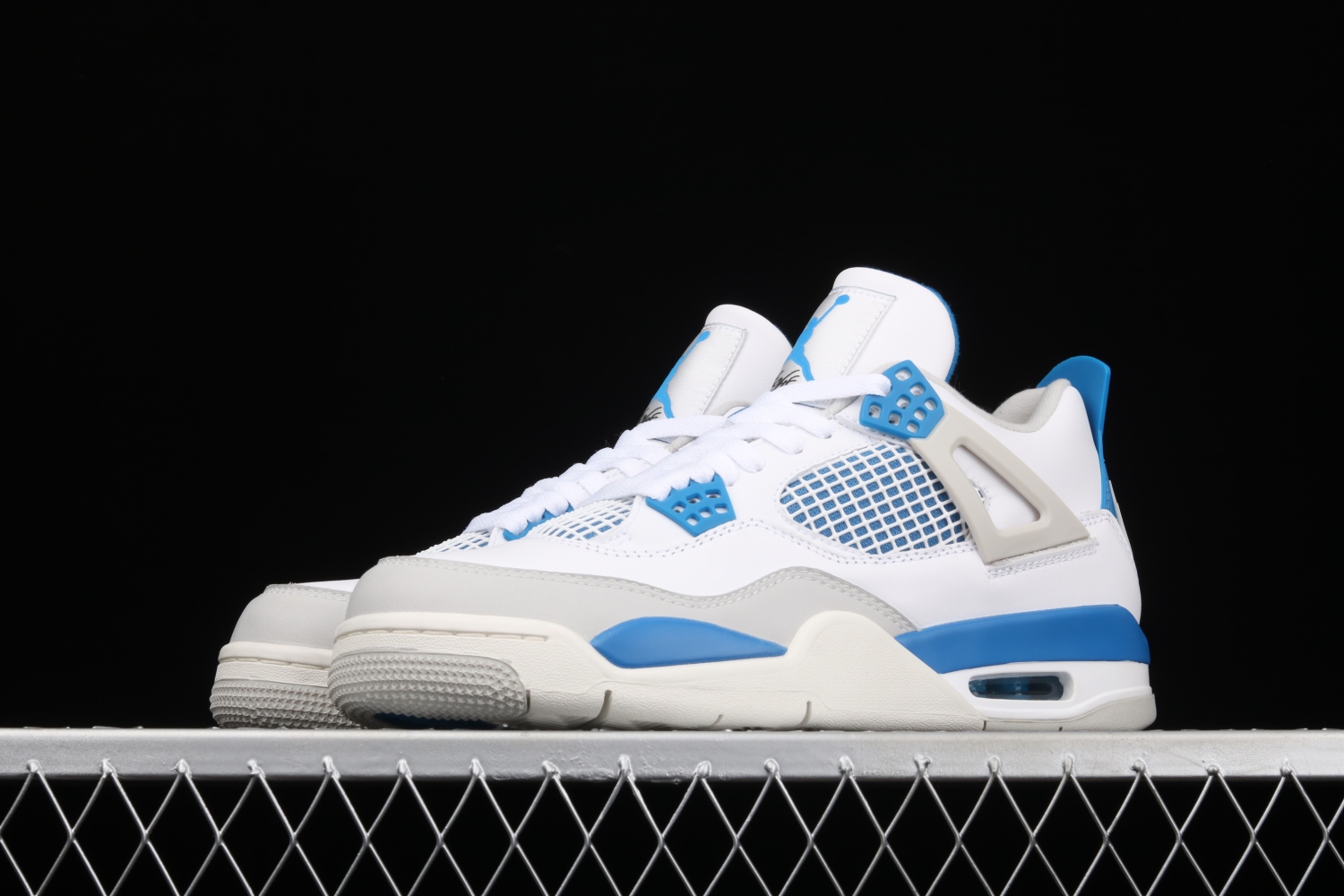 Jordan 4 Retro Military Blue (2012) 308497-105