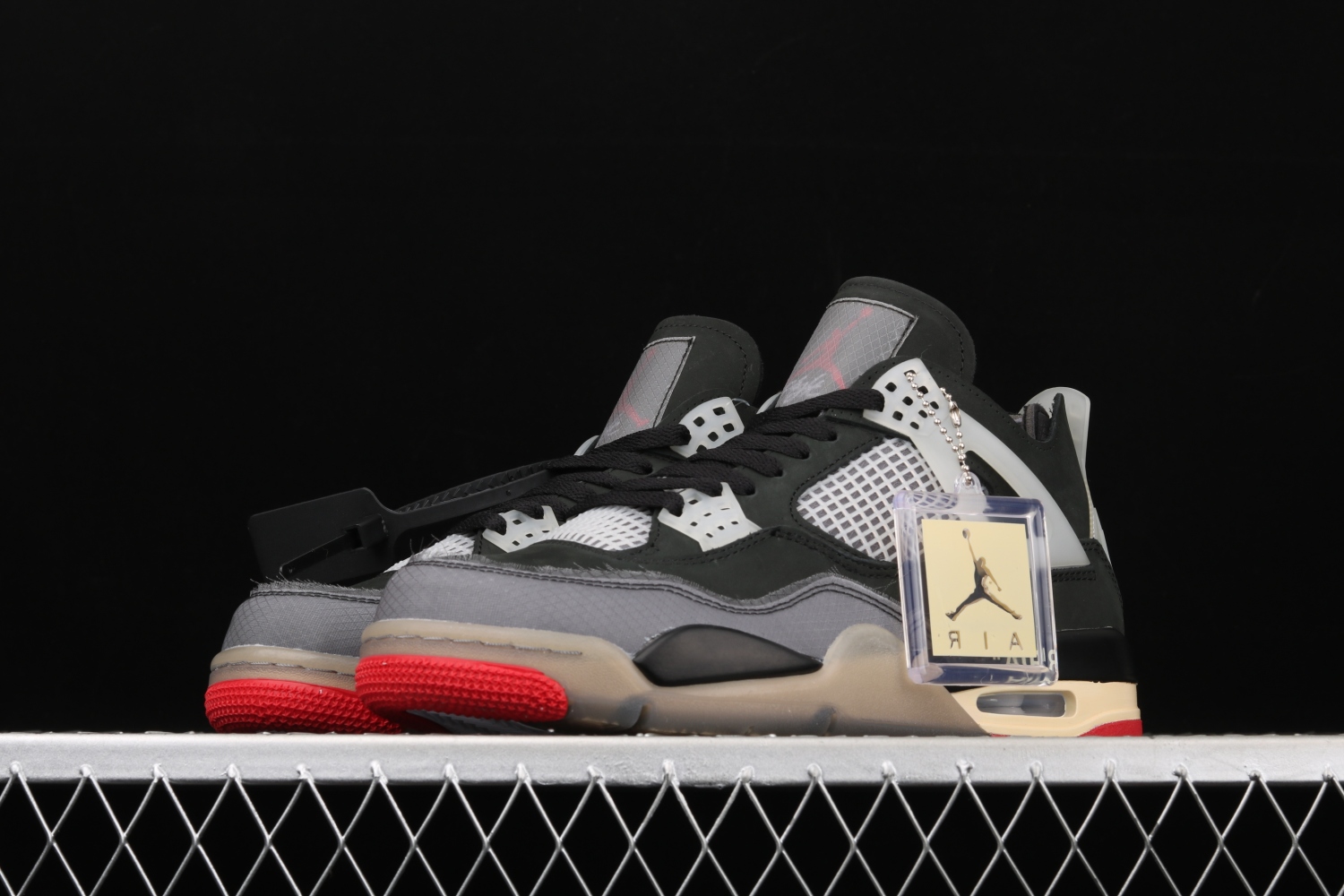 OFF White x Air Jordan 4 Bred CV9388-001