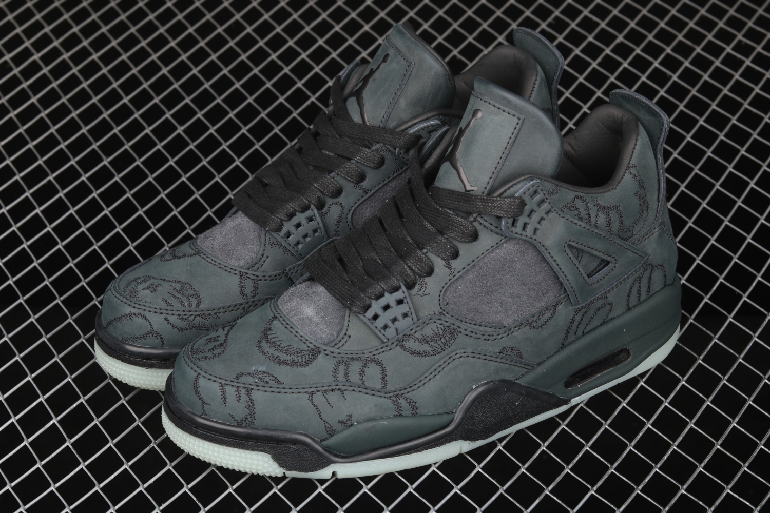 Jordan 4 Retro Kaws Black 930155-001