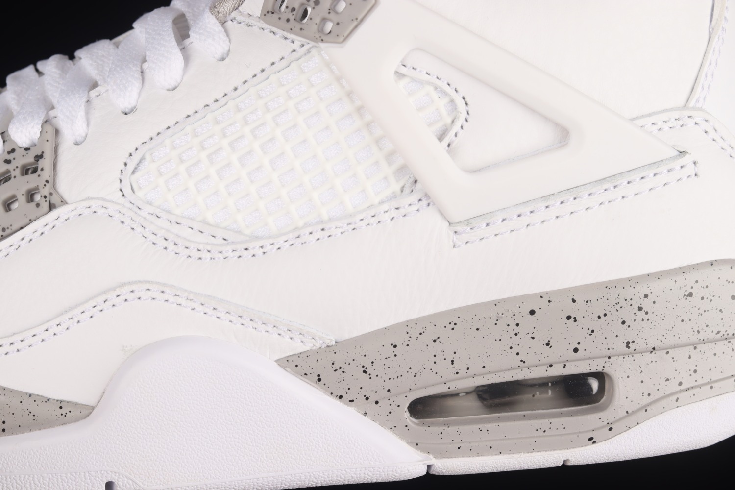 Jordan 4 Retro White Oreo (2021) CT8527-100​ (TS Batch)