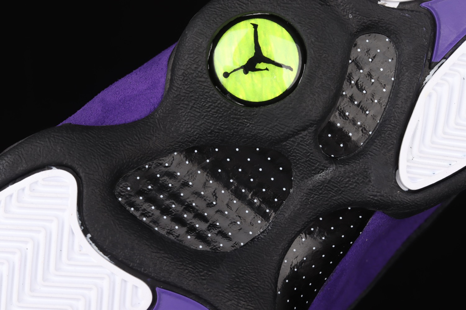 Jordan 13 Retro Court Purple DJ5982-015
